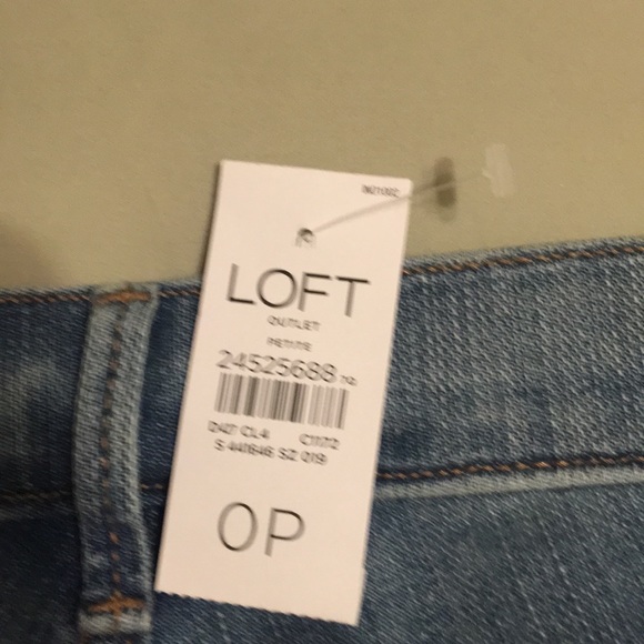 NWT Loft Outlet Skinny Jeans - petite - Picture 6 of 6